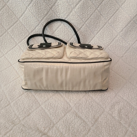 GUESS Jill Handbag and Wallet - Picture 5 of 6